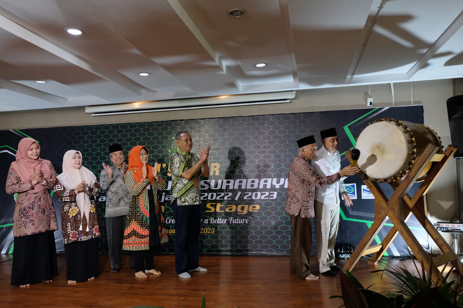 Wali Kota Surabaya Ajak Kolaborasi SMP Khadijah Kembangkan Kreativitas Pelajar