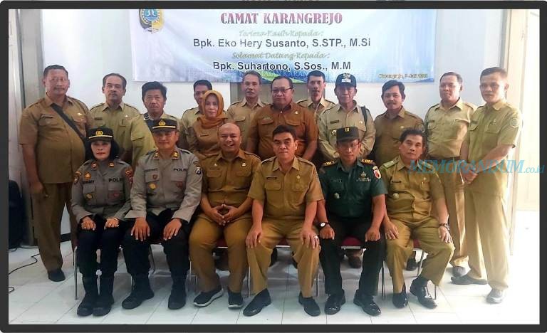 Pamit Kenal Camat Karangrejo, Tulungagung Diwarnai Keharuan