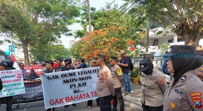 PT KAI Daop 8 Tidak Mengklaim Sepihak Aset Tanah yang  Ditempati Warga