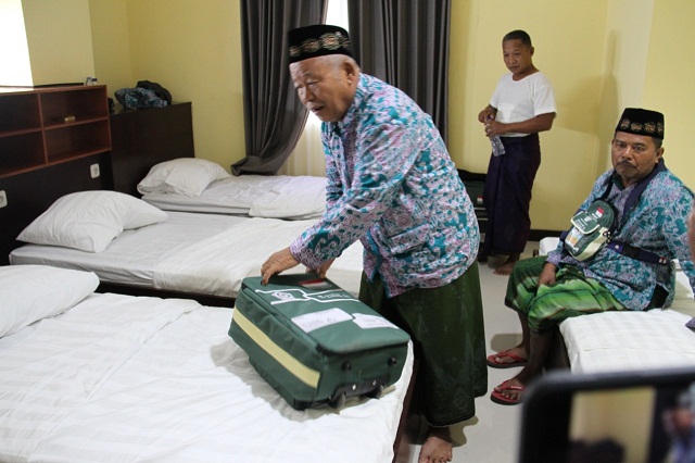 Matnazu, Tukang Becak Naik Haji