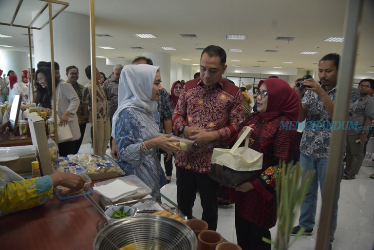 UMKM Surabaya Kini Hadir di Theater Rasa Food Court ASEEC Unair