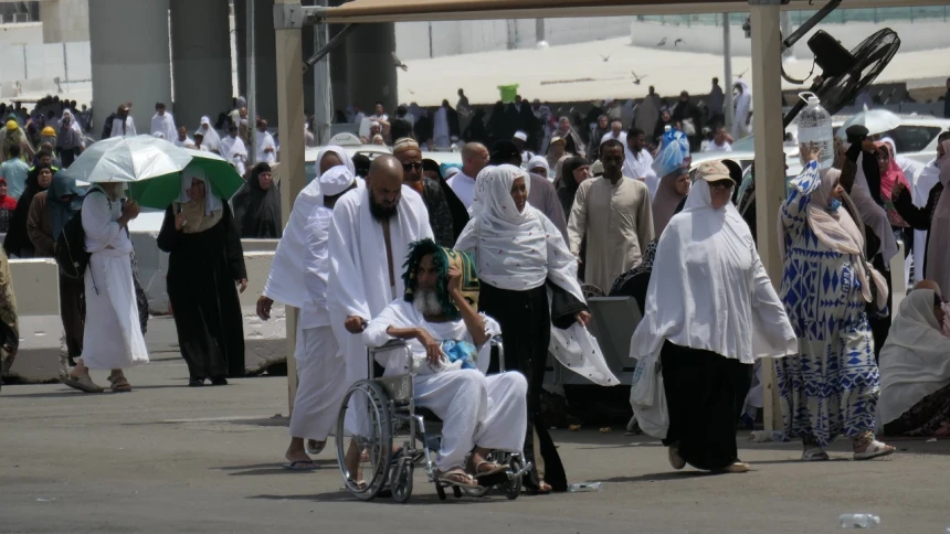 Lempar Jumrah Selesai, Jemaah Nafar Awal Bersiap Kembali ke Makkah