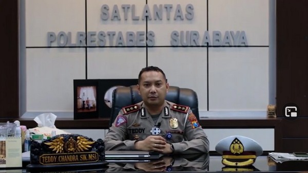 Kasat Lantas Polrestabes Surabaya Mengucapkan Selamat HUT ke-3 Memorandum.co.id