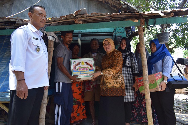 Pemkab Bantu Renovasi Rumah Warga Tidak Mampu