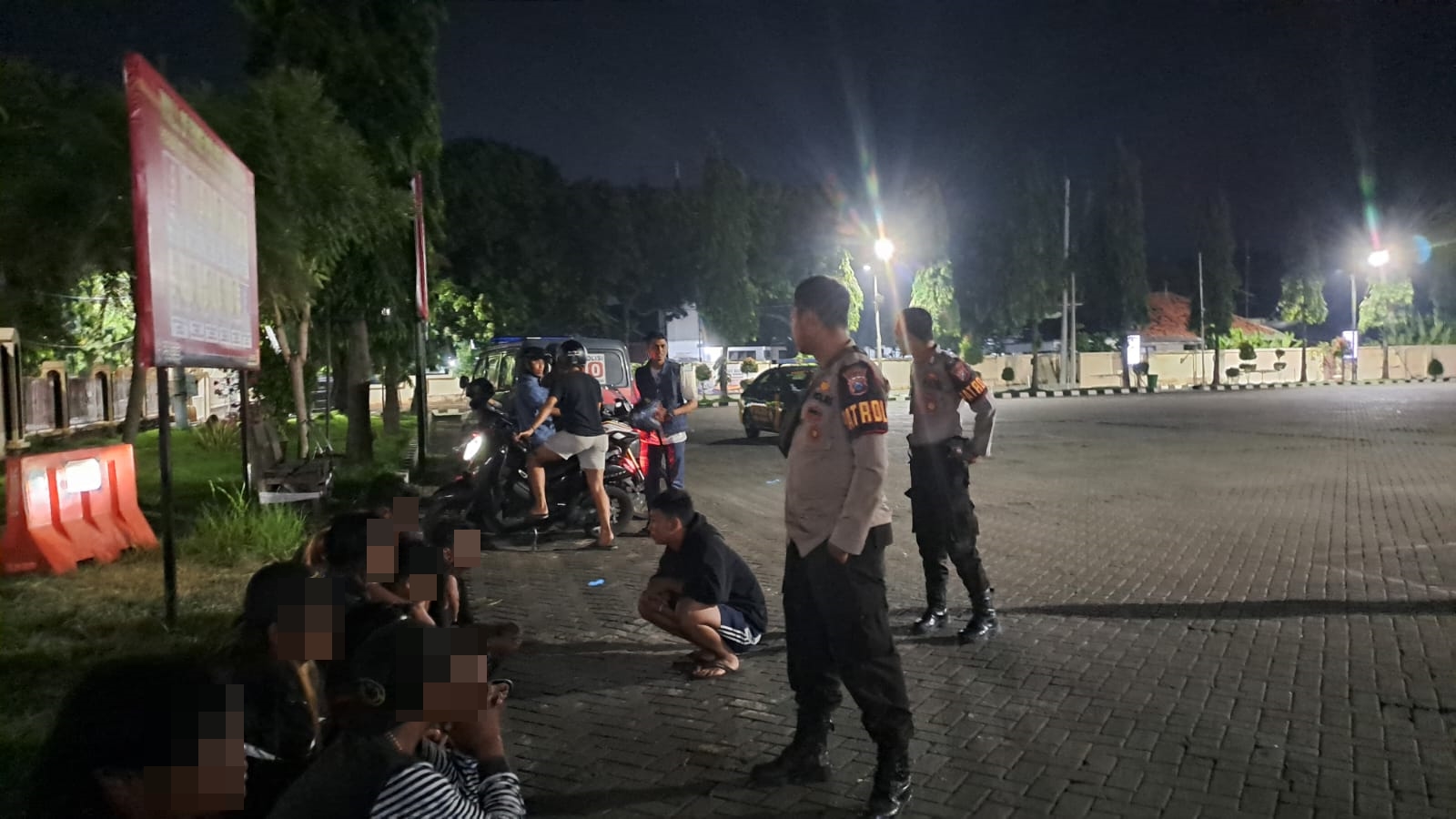 Patroli Samapta Polres Situbondo Amankan 8 Remaja Pesta Miras Saat Ramadan