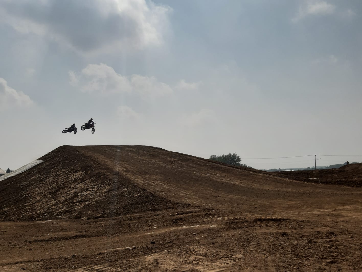 Sirkuit Motocross Terpanjang di Indonesia Ada di Lamongan