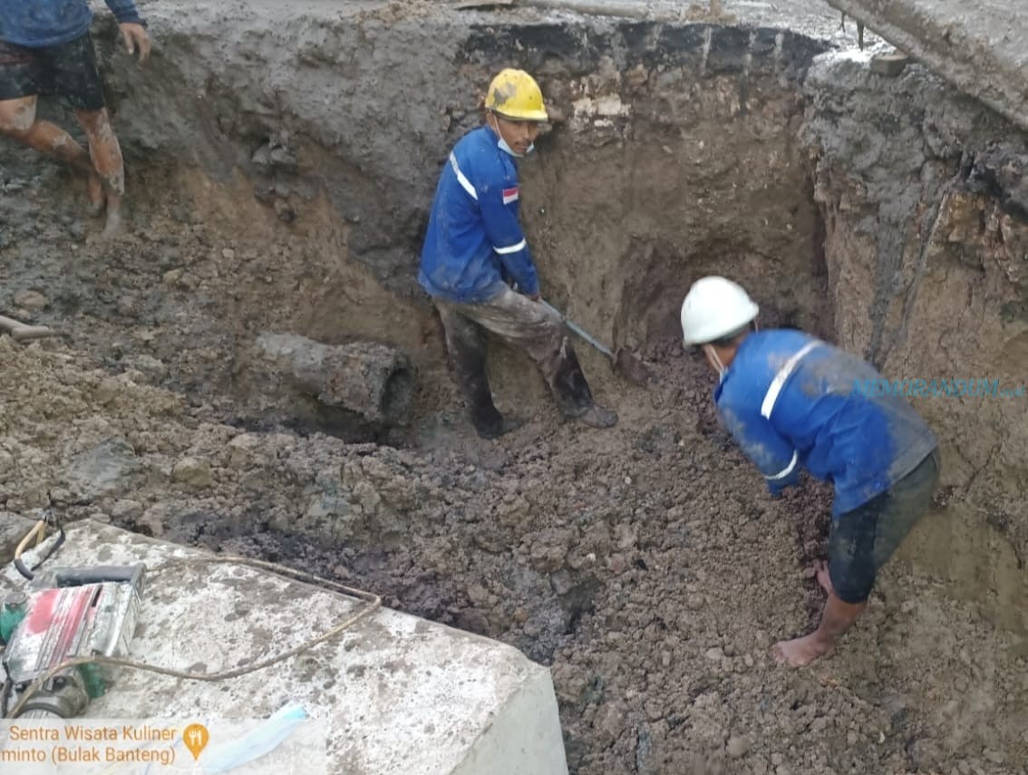 Pipa Terdampak Pengerjaan Box Culvert, Distribusi Air PDAM di Semampir dan Kenjeran Terganggu