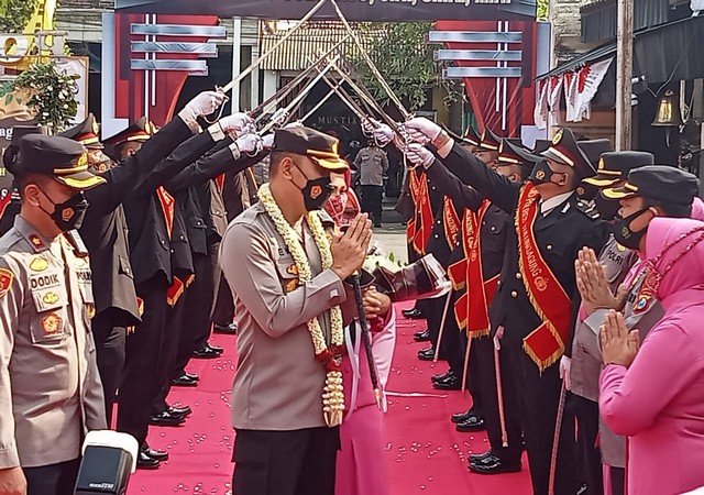 Reog Kendang dan Pedang Pora Sambut Kedatangan Kapolres Tulungagung