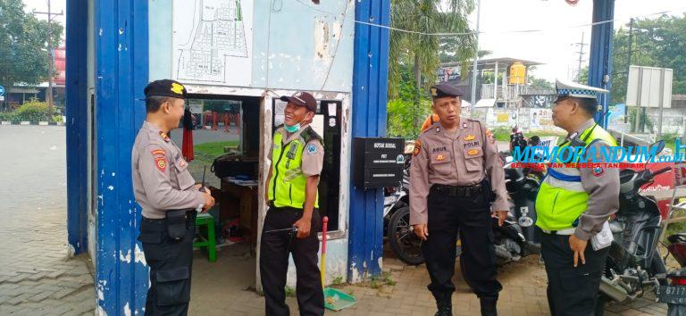 Polsek Karangpilang Patroli Cegah Kejahatan