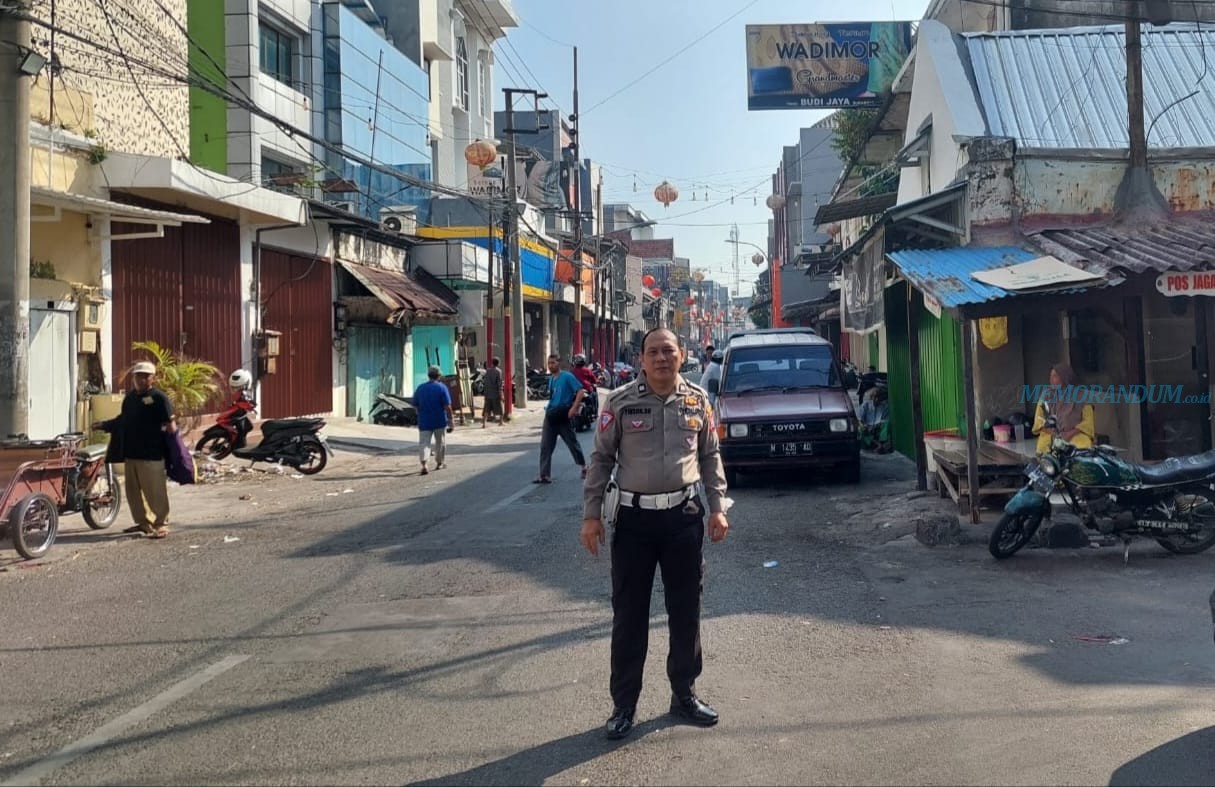 Intensif Patroli Kawasan Komersial, Kapolsek Pabean Cantikan Ajak Masyarakat Aktif Jaga Kamtibmas