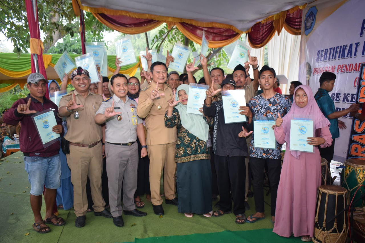 Rampung 100 Persen, 17.619 Sertifikat Program PTSL Masyarakat Modo Diserahkan