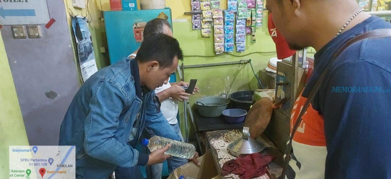 Tekan Kejahatan, Polsek Karangpilang Razia Miras