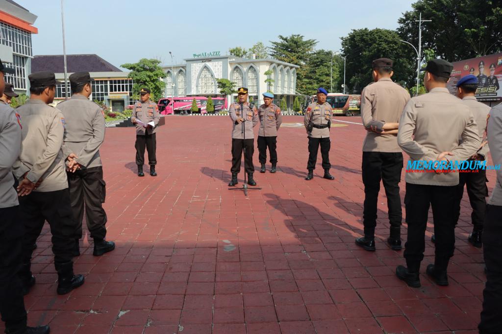 Bantu Pengamanan Pilkades Serentak Bangkalan, Polres Gresik Kirim Puluhan Personel