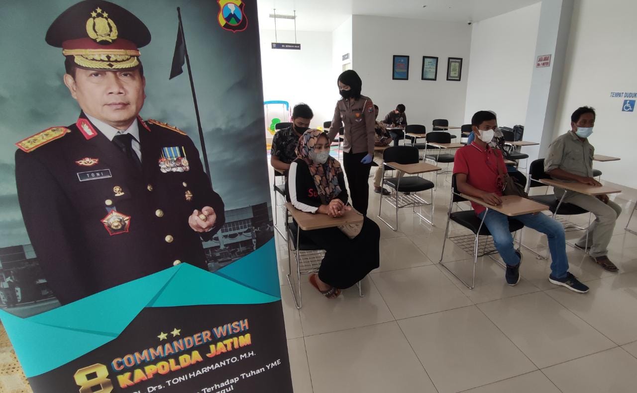 Dukung Program Kapolda, Satlantas Polres Mojokerto Kota Sosialisasi ke Pemohon SIM