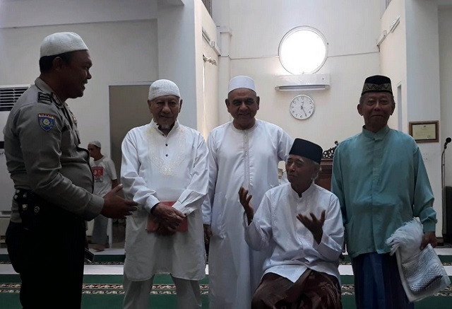 Bhabinkamtibmas Jumat Darling ke Masjid-Masjid