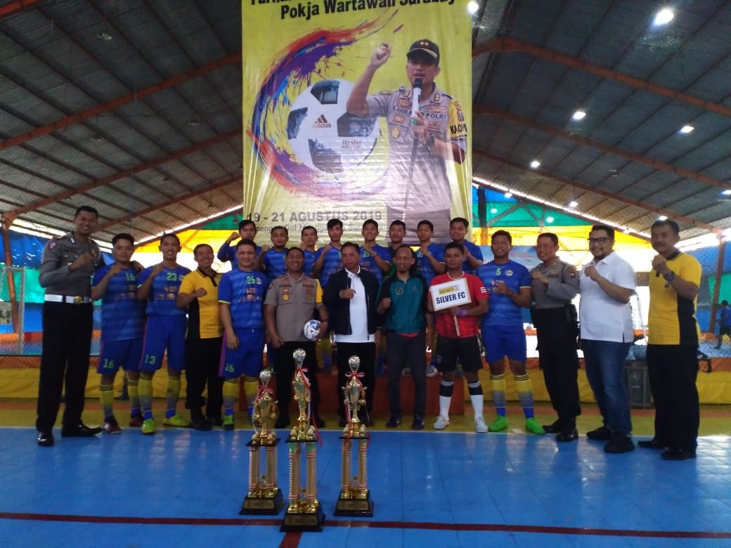 9 Tim Futsal Berebut Piala Kapolres