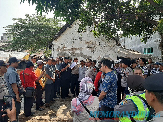 Polres Pelabuhan Tanjung Perak Amankan Eksekusi Lahan dan Penertiban Bangli