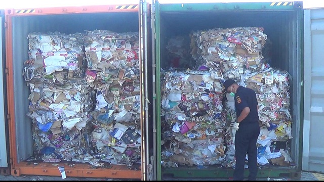 Sampah Tak Diangkut, Warga Tumpeng Serbu Kantor Kelurahan