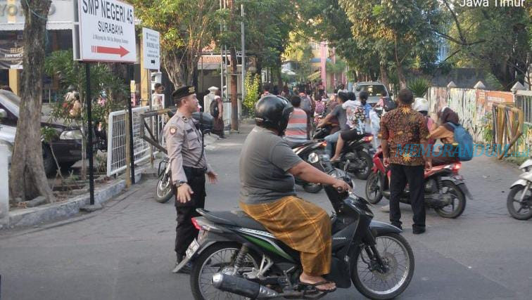 Pos Pagi Polsek Mulyorejo Beri Rasa Aman Masyarakat