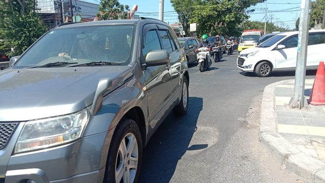 Jalan Wiyung Bergelombang, Pengguna Jalan Resah